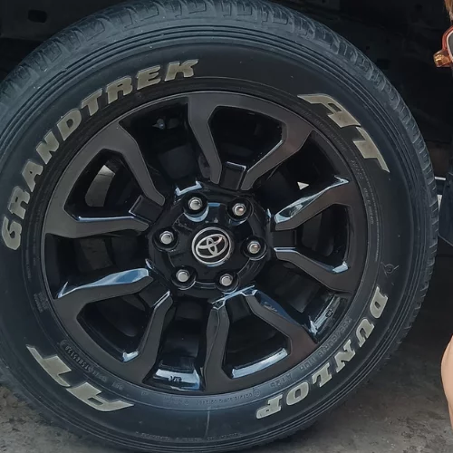 Grandtrek-AT25
